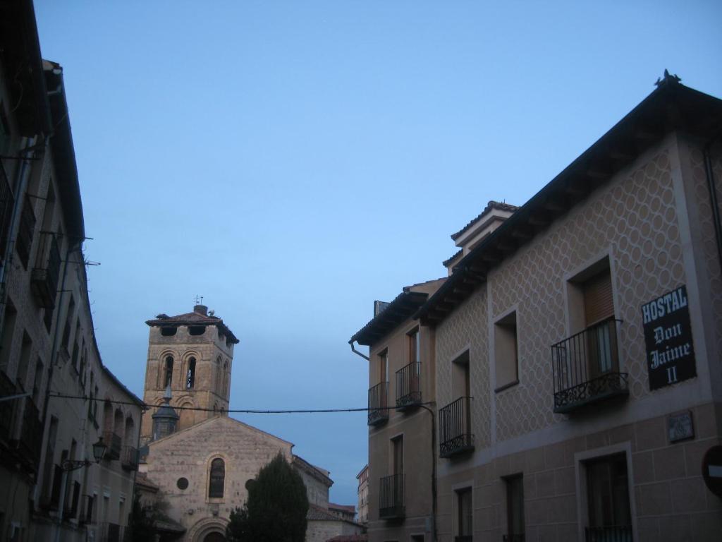 Hostal Don Jaime II Ségovie Extérieur photo