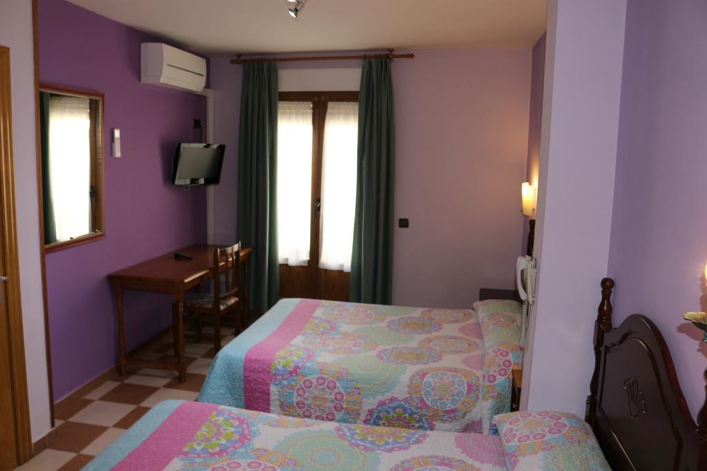 Hostal Don Jaime II Ségovie Extérieur photo