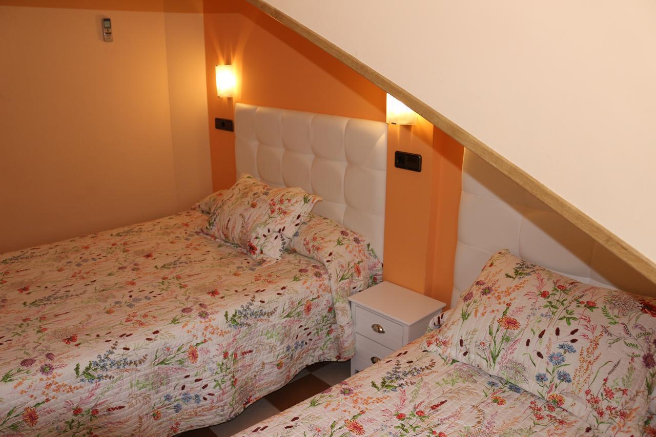 Hostal Don Jaime II Ségovie Extérieur photo