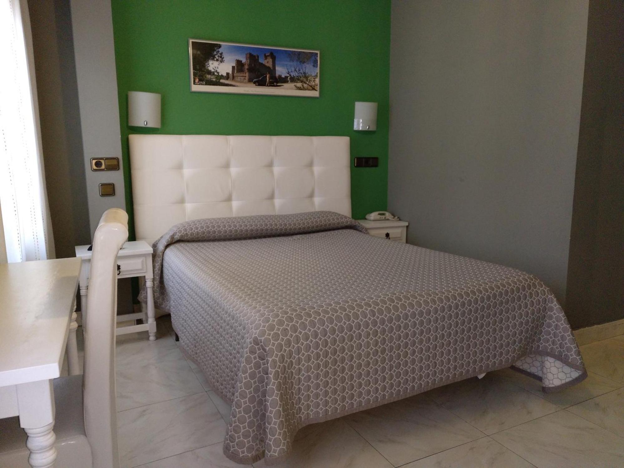 Hostal Don Jaime II Ségovie Extérieur photo